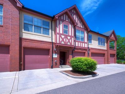 1379 Charles Dr #B-B4