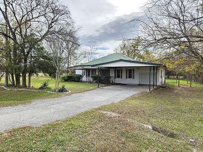 223 State Highway 75 N