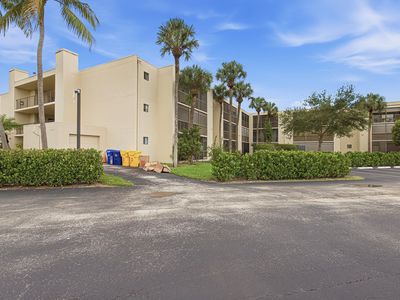 5340 LAS VERDES Circle #202