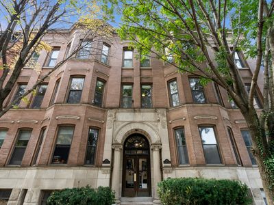 2608 N Dayton St #2S