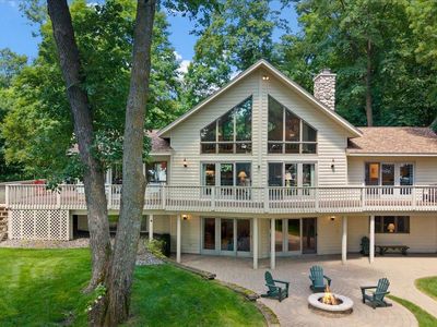 8882 Interlachen Rd