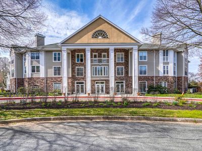 600 Squire Ln APT 2D