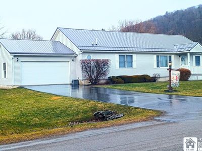 Property at 8 Solterra Cir, Allegany, NY