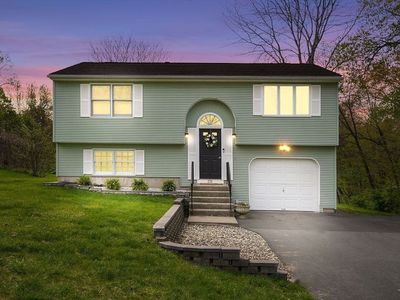 131 Queen Ave