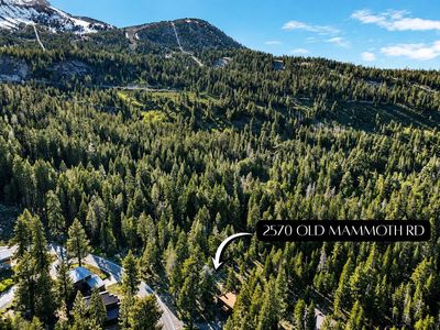 2570 Old Mammoth Rd