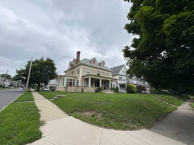 1084 Wendell Ave