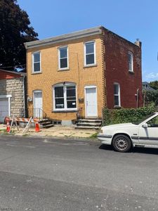 9 Lewis St