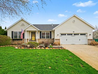 456 Round Lake Ct