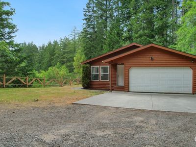 4225 Redwing Trail NW