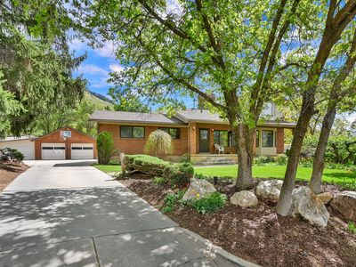 1333 E 2550 N