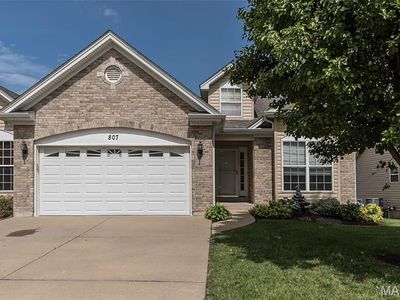 807 Elaine Dr