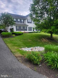 74 Arthur Ave