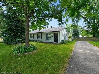 Property at 2908 Edna Jane Dr, Auburn Hills, MI