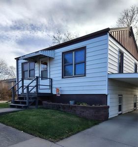Property at 909 E Erskine St, Pierre, SD