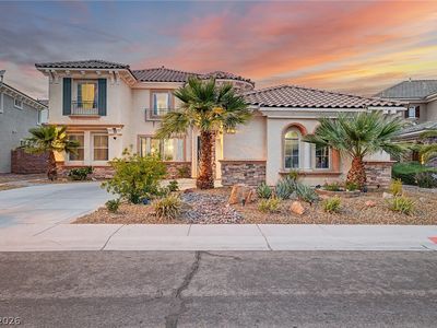 947 Armandito Dr