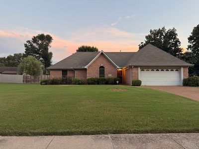 309 E White Rd