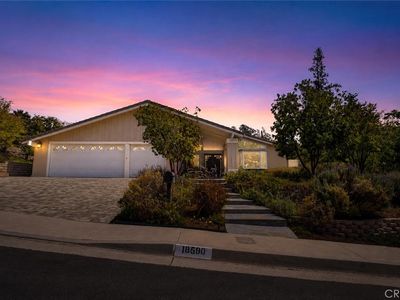 18590 Calle Vista Cir