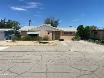 1512 Meadowview Dr
