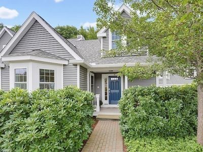 6 Highcroft Way