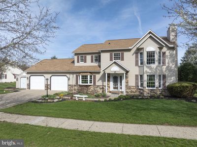411 Gregory Ln