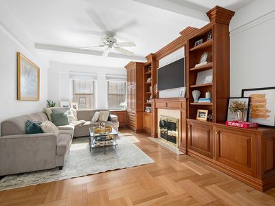 7 E 85th St APT 8B