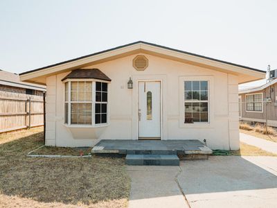 911 Del Rio Dr