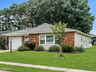 201 Lions Head Boulevard S