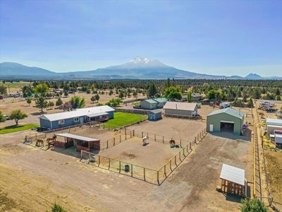 10908 Blackfoot Rd