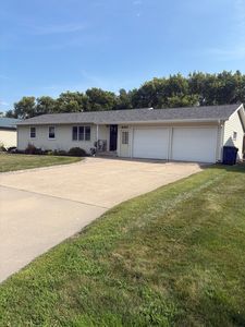 401 Elm St NE