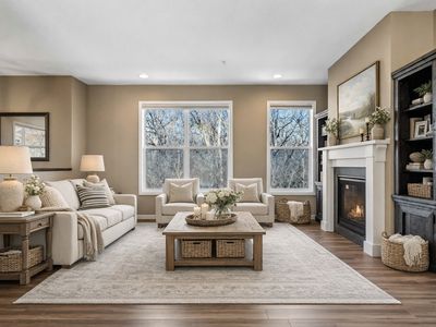 2128 River Valley Ln
