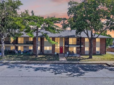 10065 Bunker Hill Dr APT B