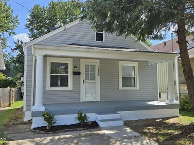 1004 Dixon Ave