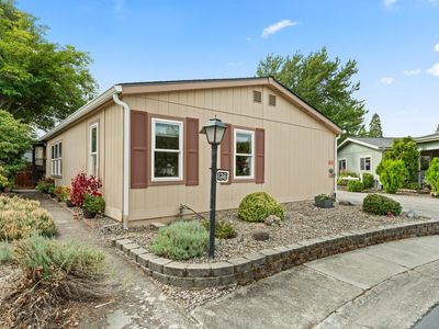 555 Freeman Rd UNIT 136