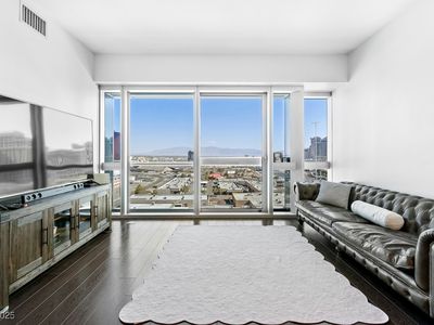 4471 Dean Martin Dr UNIT 1502