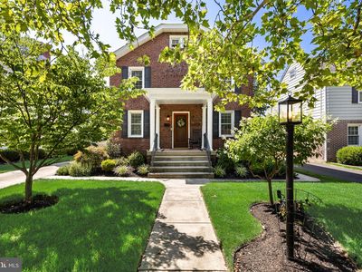 229 Crystal Lake Ave