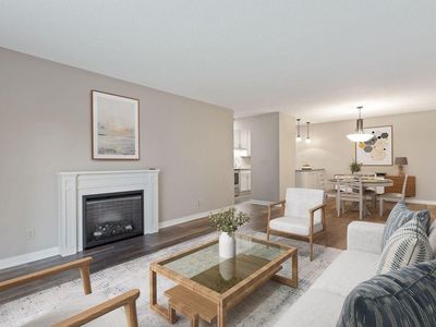 35 Nathan Ln N APT 210