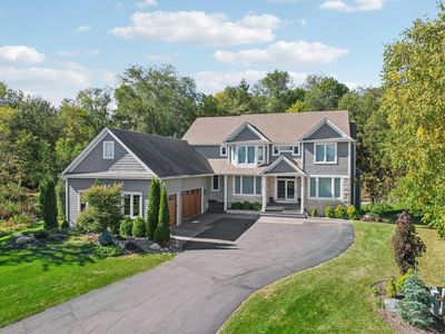 1415 Yellowstone Ln N