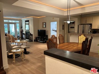 2222 N Beachwood Dr APT 207