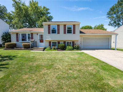 80 Theresa Ct