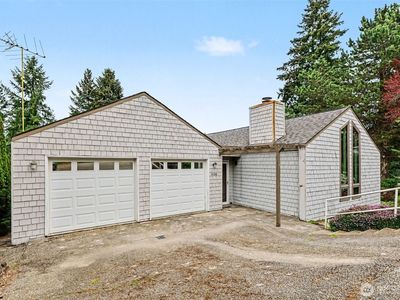 6186 NE 195th Court
