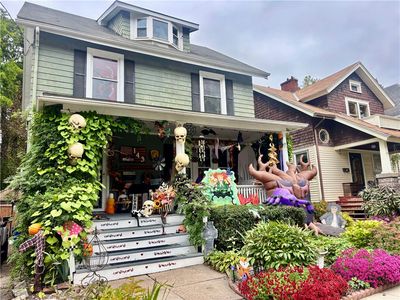 143 Woodlawn Ave