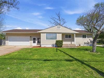 900 Old Marion Rd NE