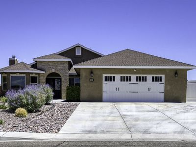801 Emma Way