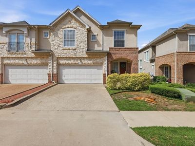 2535 Champagne Dr