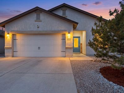 1818 Buckskin Loop NE