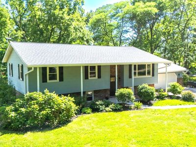 3805 Garden Ct
