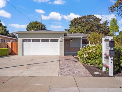 885 Coachella Ave