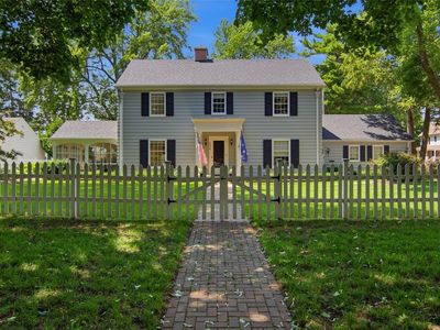 1328 Park Avenue