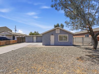 1725 W CAROL Avenue