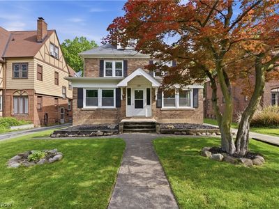 3395 Euclid Heights Blvd